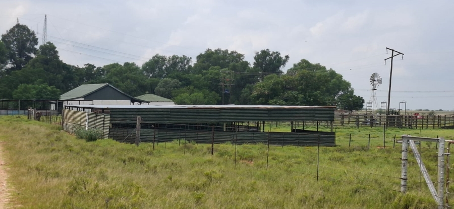 Commercial Property for Sale in Dealesville Free State